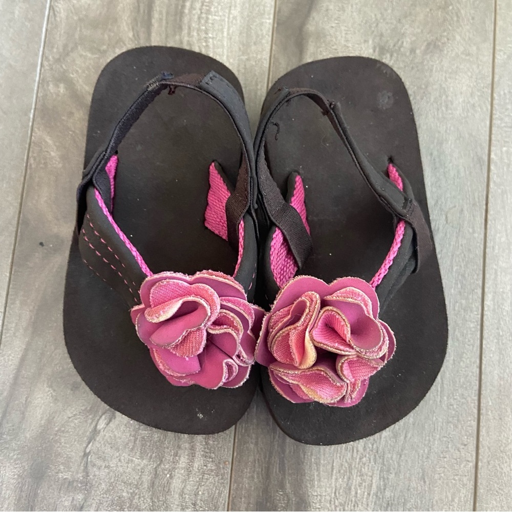 Infant Sandals - Picture 1 of 4